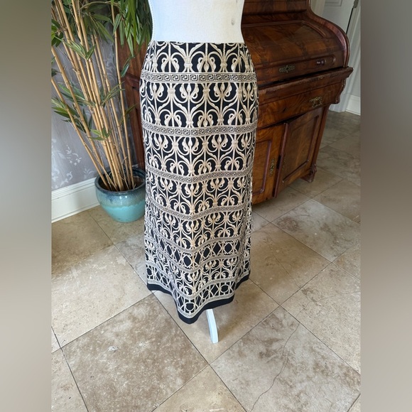 Talbots ladies 100% silk skirt excellent condition size 16 fully lined - Picture 8 of 9